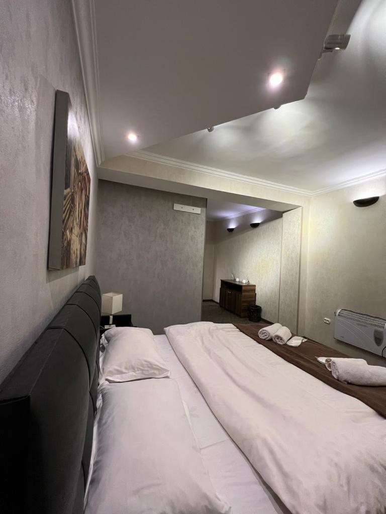 Elno Hotel 第比利斯 外观 照片