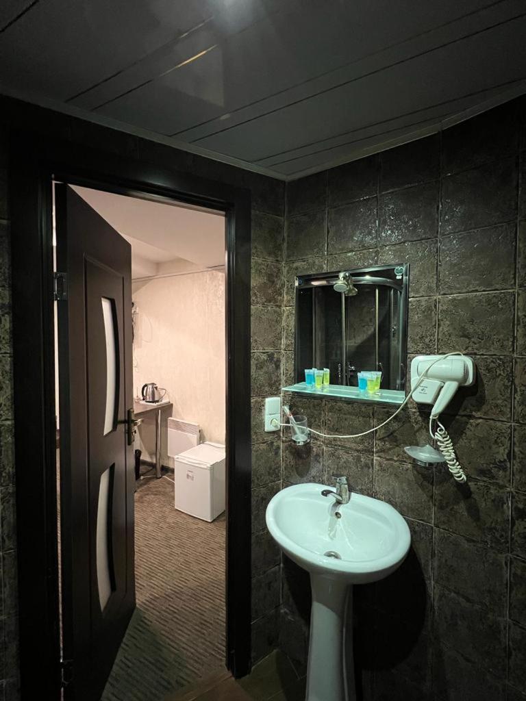 Elno Hotel 第比利斯 外观 照片